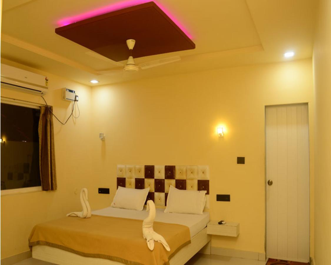 Planet Goa Beach Resort Calangute Dış mekan fotoğraf
